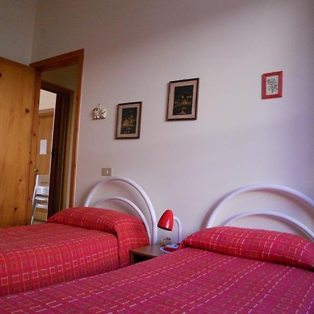 Villa Magnolia Appartamenti Nicotera Bagian luar foto
